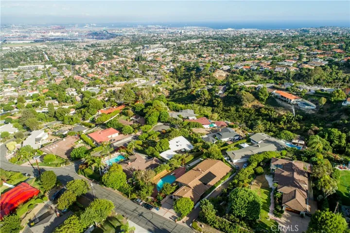 70 Rockinghorse Road, Rancho Palos Verdes, California 90275