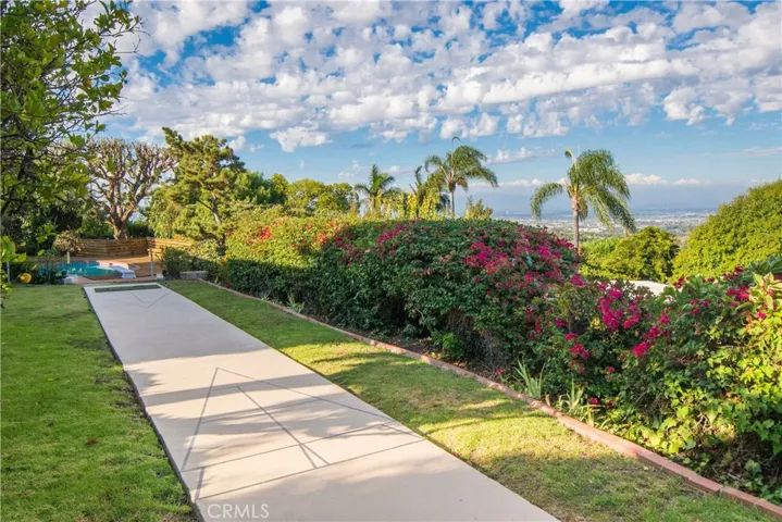 70 Rockinghorse Road, Rancho Palos Verdes, California 90275