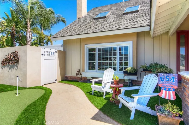 What a great place to relax and watch the world go by...or maybe a good putting match!