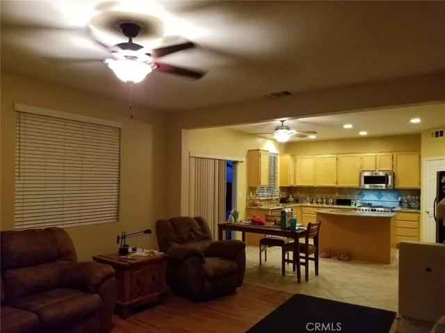 13804 Pinellia Street, Hesperia, California 92344