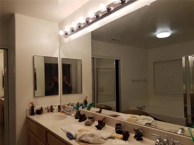 13804 Pinellia Street, Hesperia, California 92344
