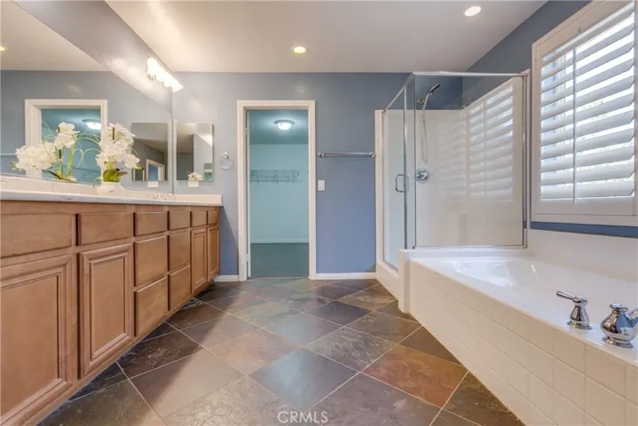 13713 Deerpath Circle, Eastvale, California 92880