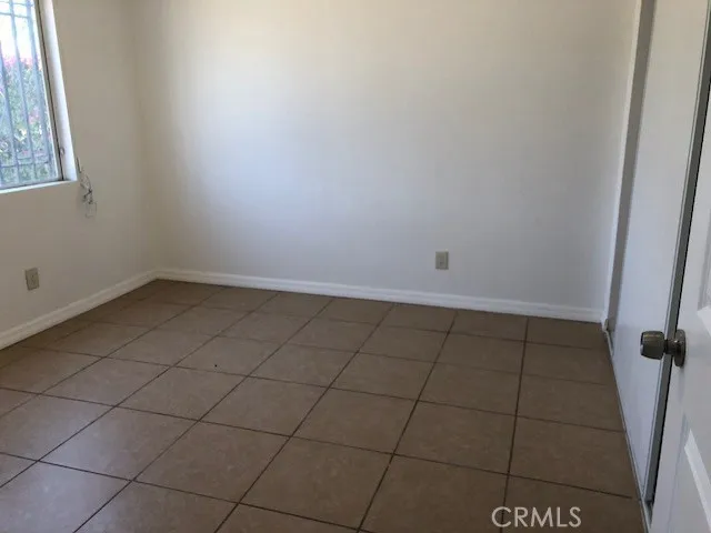 1050 W Vernon Avenue, Los Angeles, California 90037
