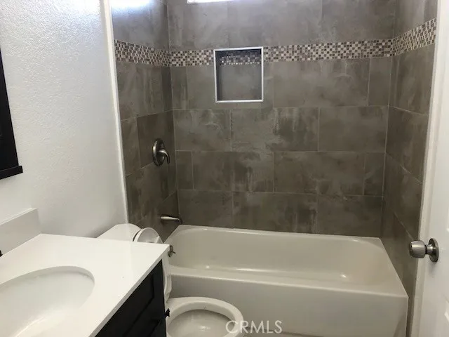1050 W Vernon Avenue, Los Angeles, California 90037