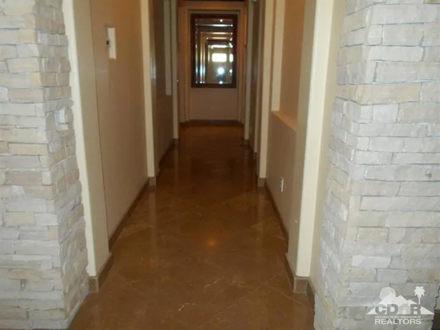 111 Azzuro Drive, Palm Desert, California 92211