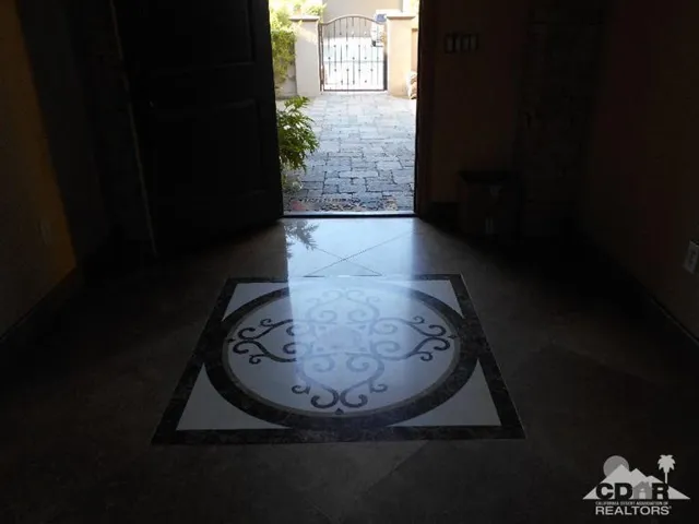 111 Azzuro Drive, Palm Desert, California 92211