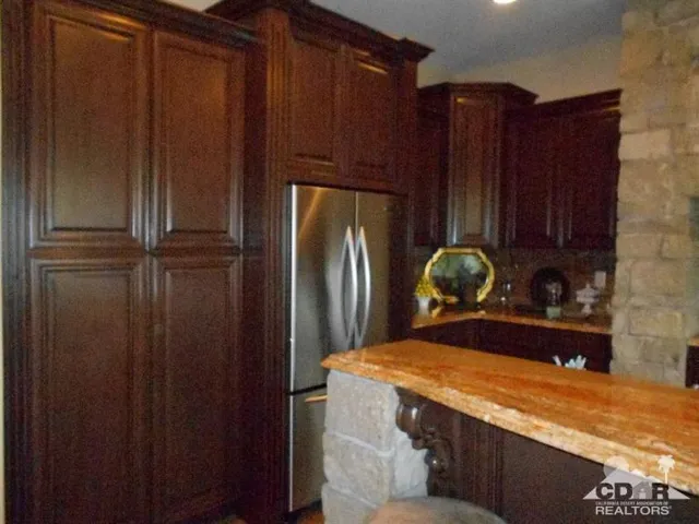 111 Azzuro Drive, Palm Desert, California 92211