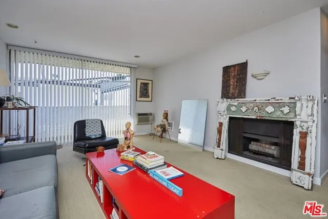 11645 Montana Avenue 223, Los Angeles, California 90049