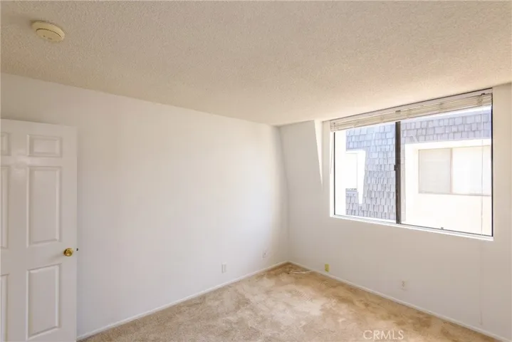 2115 Farrell Avenue C, Redondo Beach, California 90278