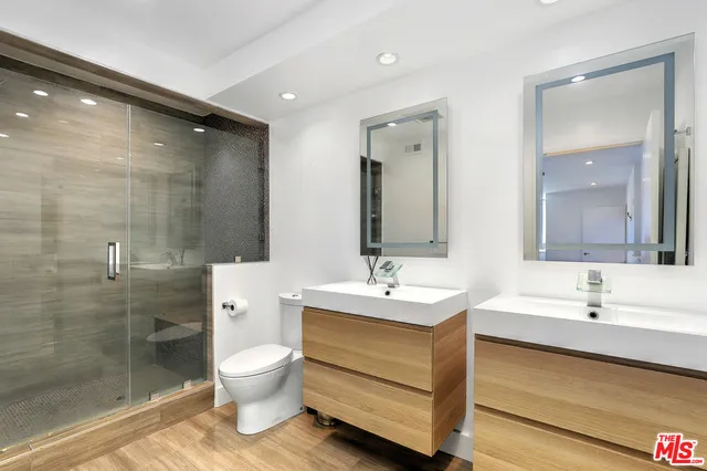 1617 S Beverly Glen 107, Los Angeles, California 90024