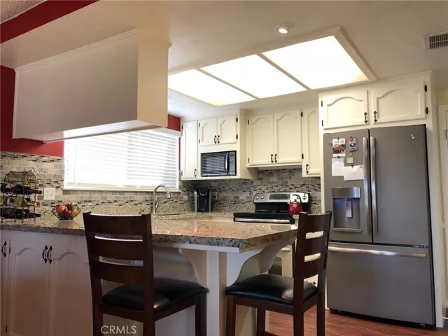 Kitchen Bar