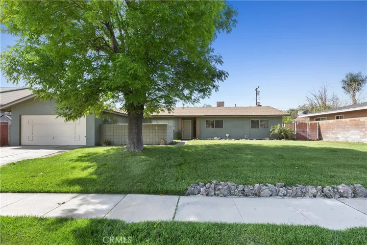 833 E Winchester Drive, Rialto, California 92376