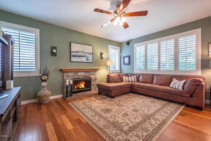 243 Cliffwood Dr Simi Valley-large-011-3