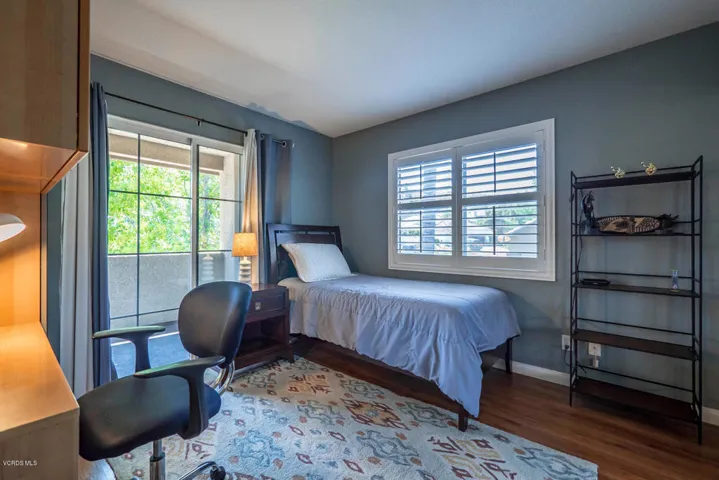 243 Cliffwood Dr Simi Valley-large-031-3
