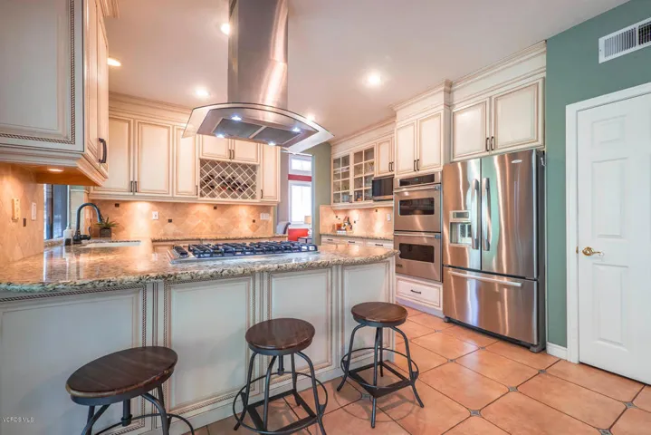 243 Cliffwood Dr Simi Valley-large-014-3