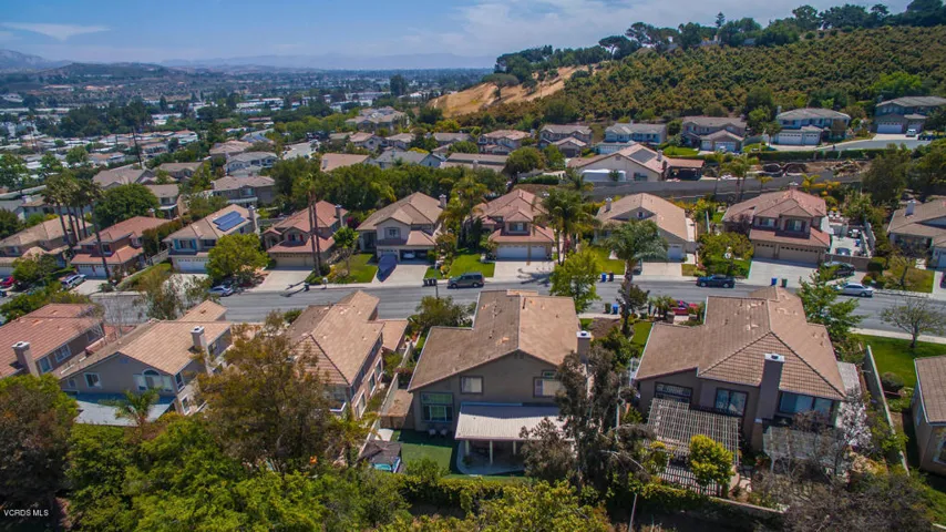 243 Cliffwood Dr Simi Valley-large-040-5