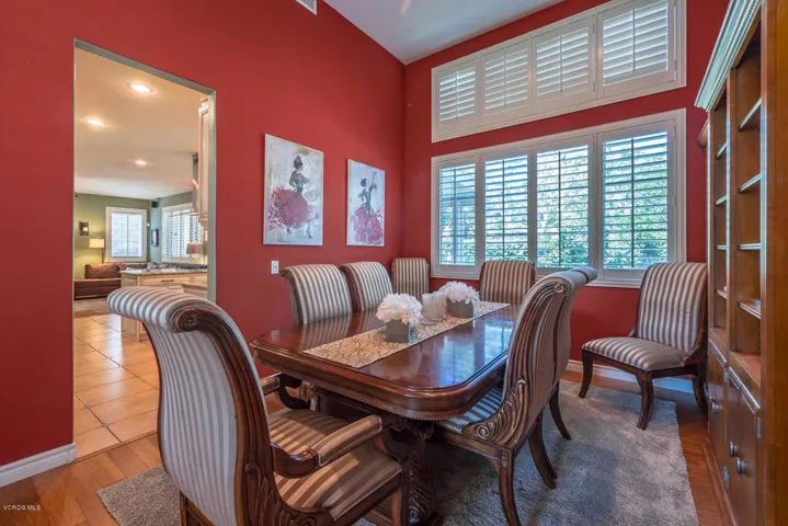 243 Cliffwood Dr Simi Valley-large-010-4