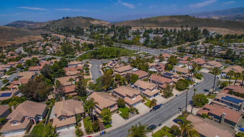 243 Cliffwood Dr Simi Valley-large-039-4