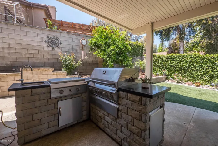 243 Cliffwood Dr Simi Valley-large-046-3