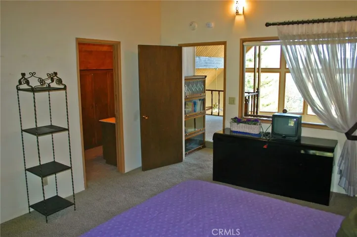 27734 Alpen Drive, Lake Arrowhead, California 92352