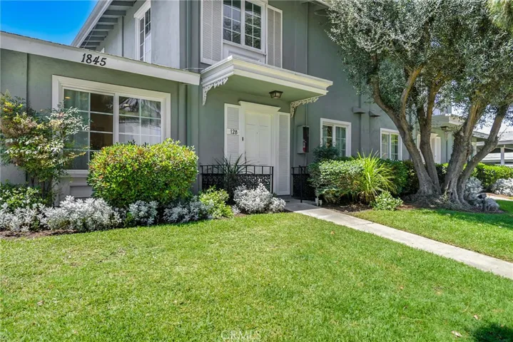 1845 Anaheim Avenue 12b, Costa Mesa, California 92627