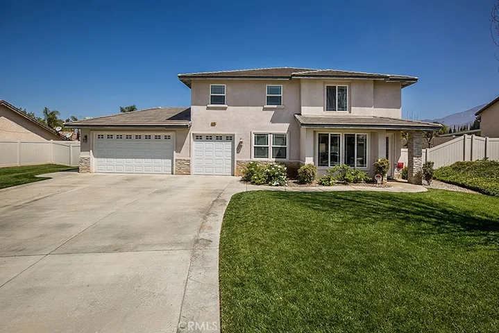 35400 Santa Maria Street, Yucaipa, California 92399
