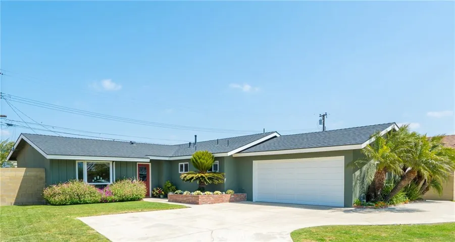 6521 Redgrove Circle, Huntington Beach, California 92647