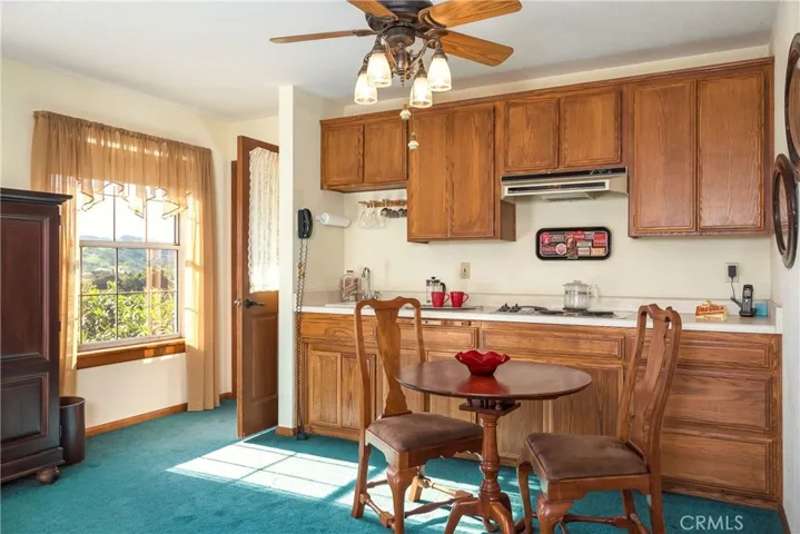 11505 Santa Ana Road, Atascadero, California 93422