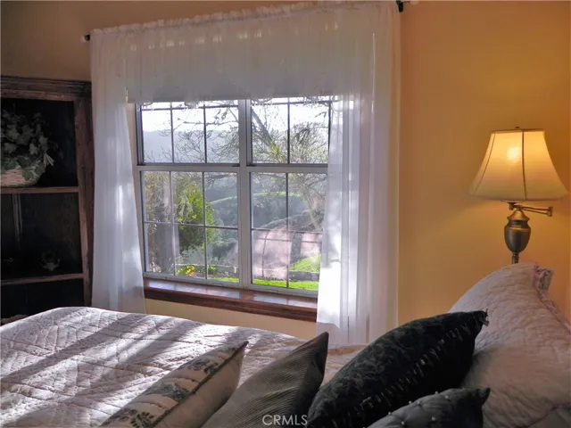 11505 Santa Ana Road, Atascadero, California 93422