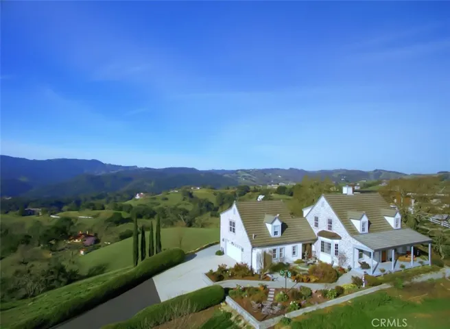 11505 Santa Ana Road, Atascadero, California 93422