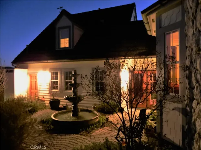 11505 Santa Ana Road, Atascadero, California 93422