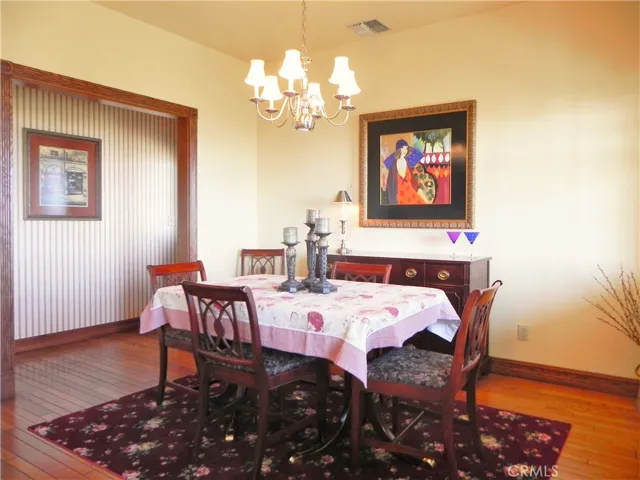 11505 Santa Ana Road, Atascadero, California 93422