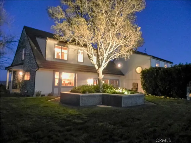 11505 Santa Ana Road, Atascadero, California 93422