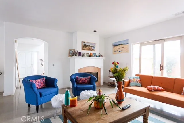 222 Meigs Road 1, Santa Barbara, California 93109
