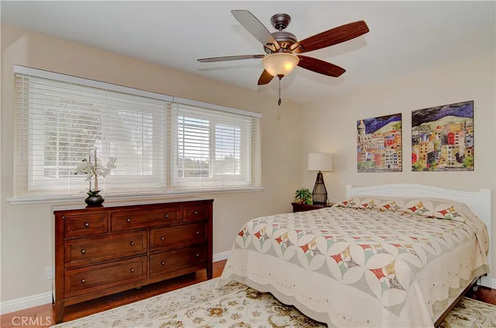 All bedrooms are oversize and can accommodate king size bed and plenty of furniture.