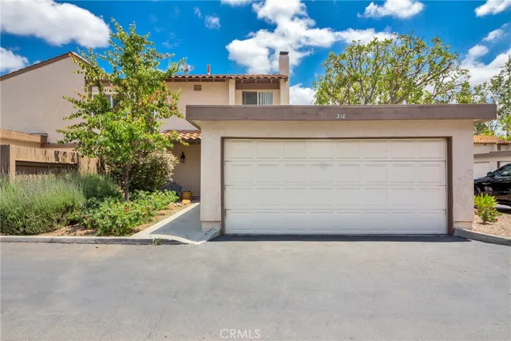 210 S Camino De Paz, Anaheim Hills, California 92807