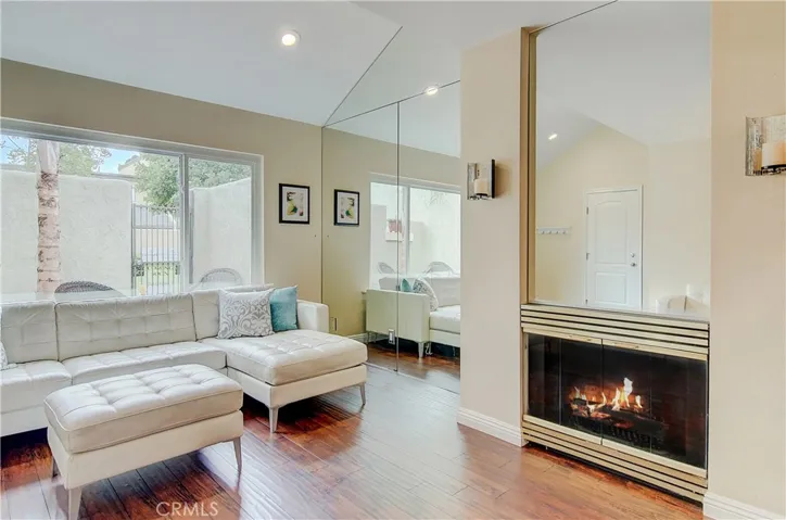 Just kick back and enjoy the fire on those cool, beach nights...or days...
