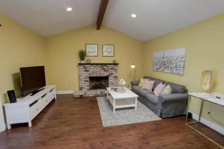 872 Loyalton Drive, Campbell, California 95008