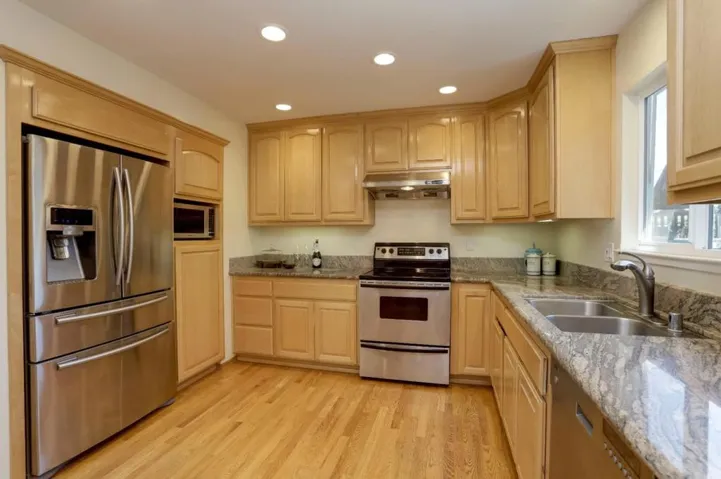 872 Loyalton Drive, Campbell, California 95008