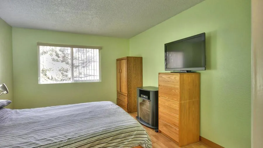 , Daly City, California 94015 home-pic-10