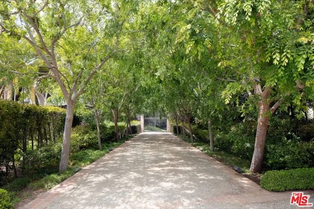 110 N Rockingham Avenue, Los Angeles, California 90049