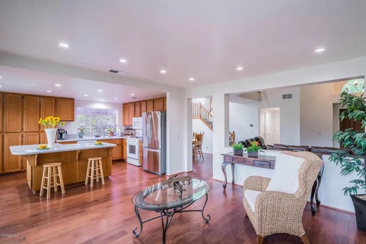 695 Overlook Rd Simi Valley CA-large-011