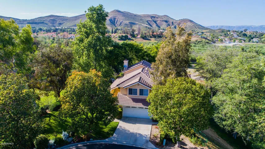 695 Overlook Rd Simi Valley CA-large-034