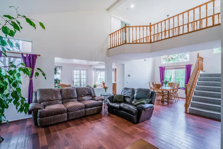 695 Overlook Rd Simi Valley CA-large-004