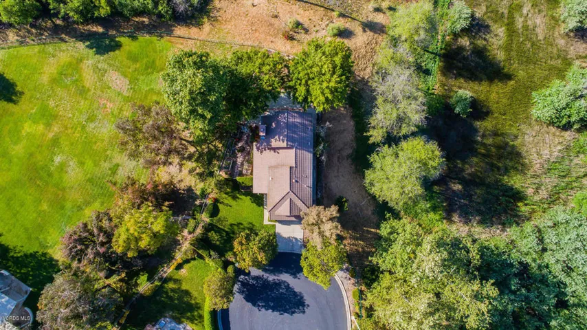 695 Overlook Rd Simi Valley CA-large-035