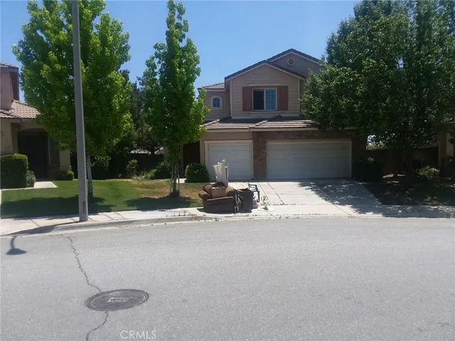 1570 Thunderbird Road, Beaumont, California 92223