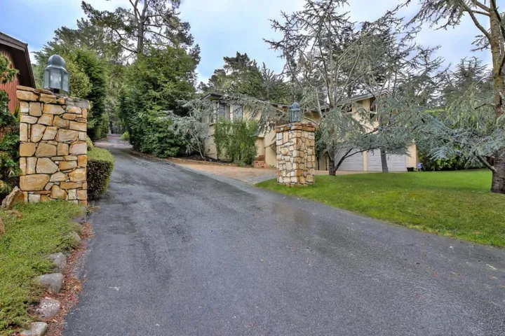 3041 Strawberry Hill Road, Pebble Beach, California 93953