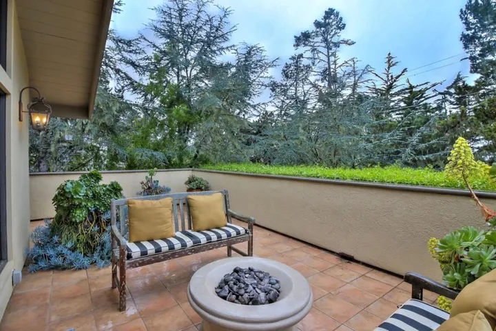 3041 Strawberry Hill Road, Pebble Beach, California 93953