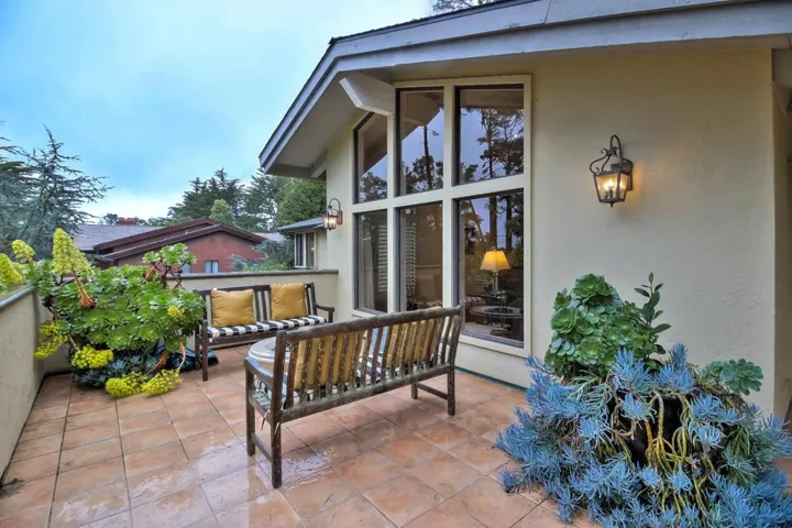 3041 Strawberry Hill Road, Pebble Beach, California 93953