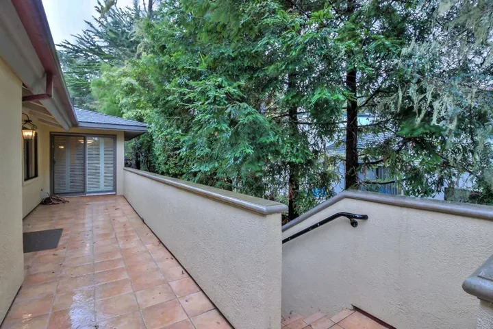 3041 Strawberry Hill Road, Pebble Beach, California 93953